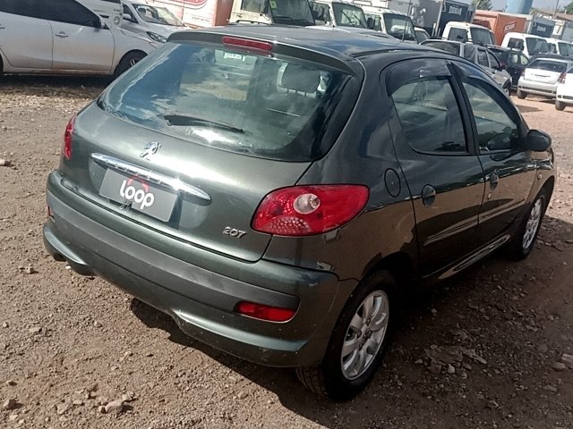 Vehicle_photo_4