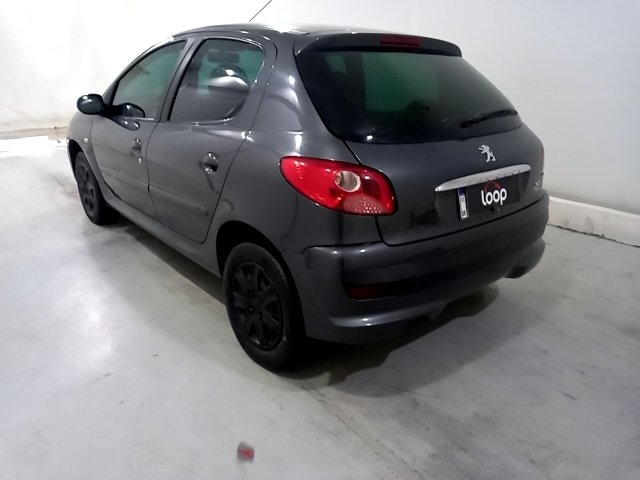 Vehicle_photo_3