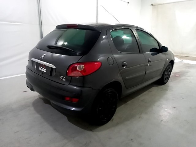 Vehicle_photo_4