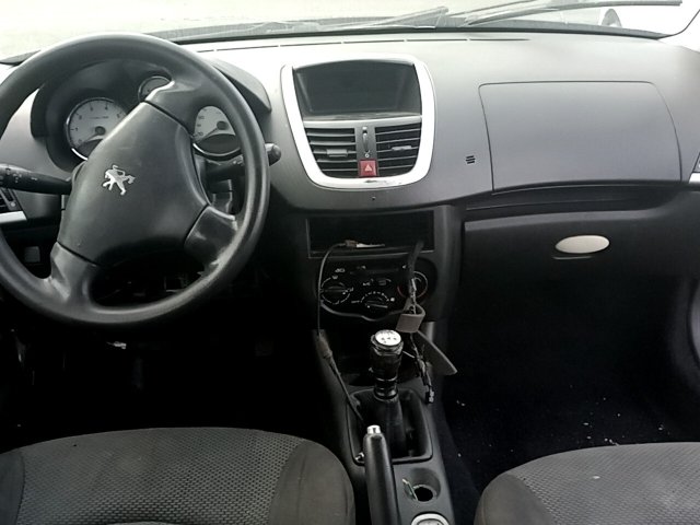 Vehicle_photo_7