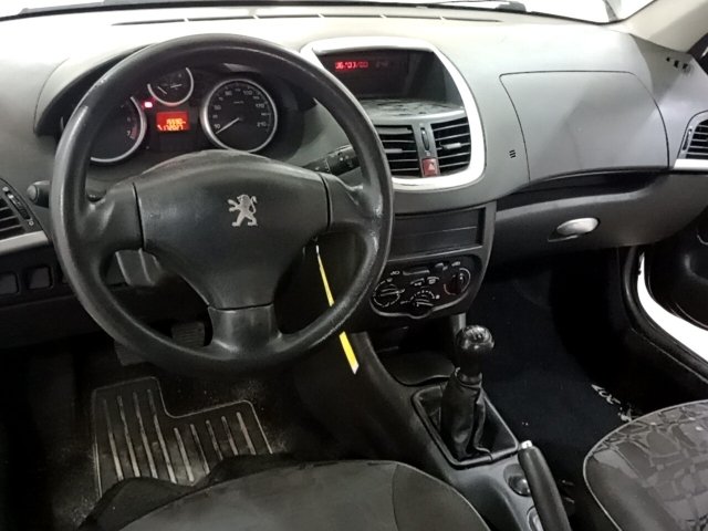 Vehicle_photo_7