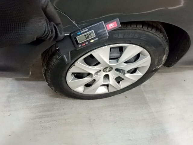 Vehicle_photo_16