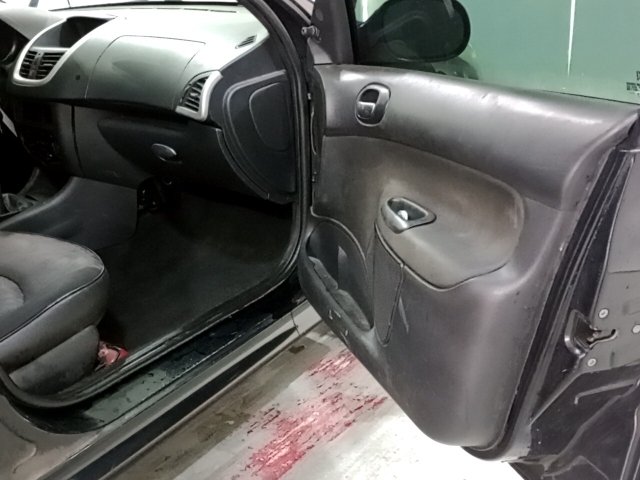 Vehicle_photo_9