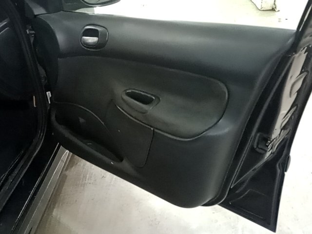Vehicle_photo_9