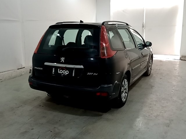 Vehicle_photo_4
