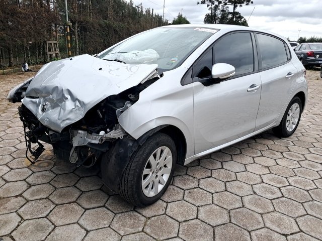 PEUGEOT 208 ACTIVE MT 2017/2018