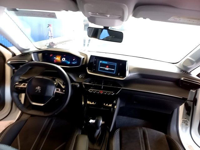 Vehicle_photo_7