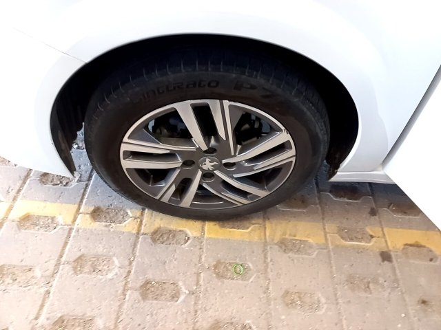 Vehicle_photo_13