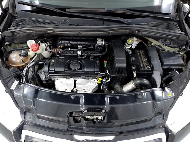 Vehicle_photo_12