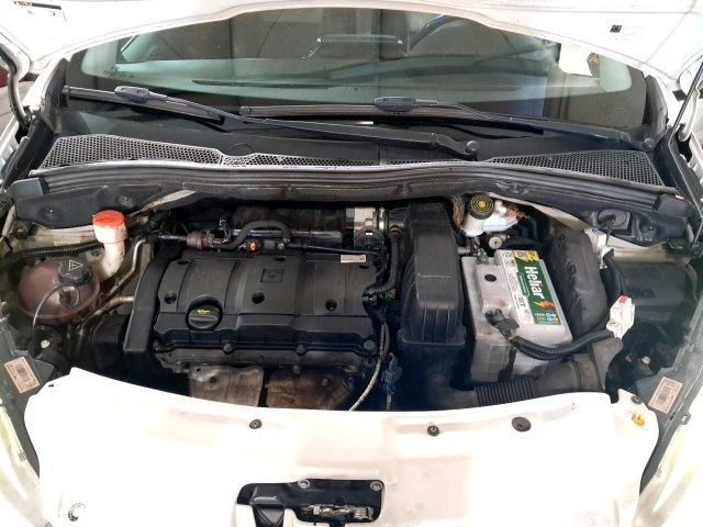 Vehicle_photo_12