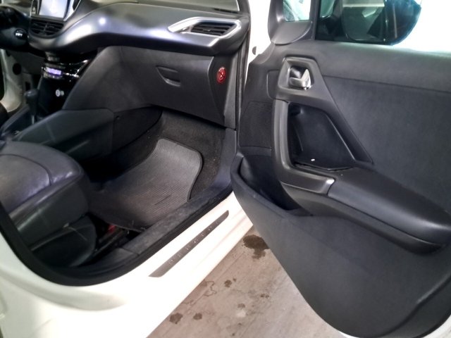 Vehicle_photo_9