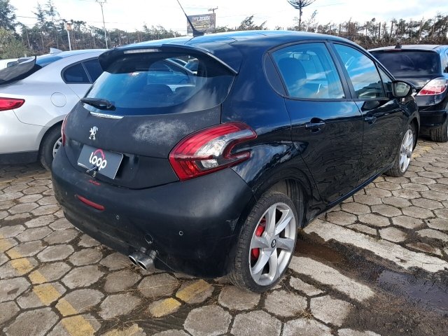 Vehicle_photo_4