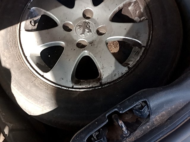 Vehicle_photo_17