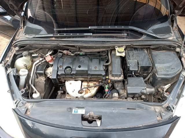 Vehicle_photo_12