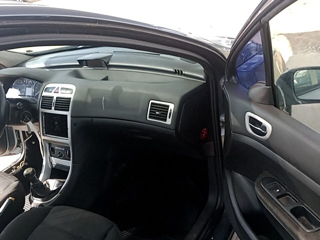 Vehicle_photo_9