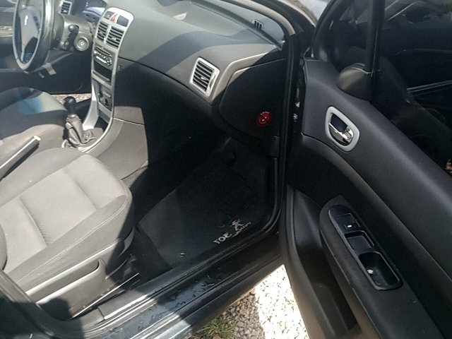 Vehicle_photo_9