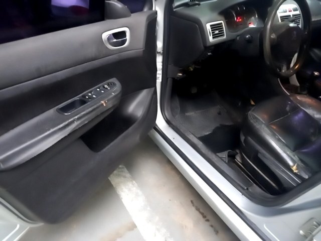 Vehicle_photo_8