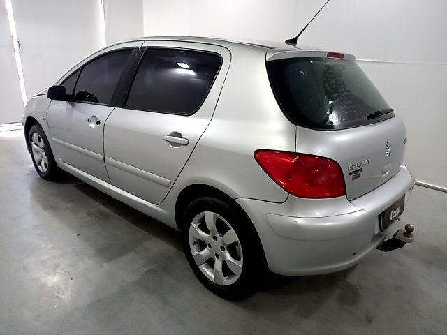 Vehicle_photo_3