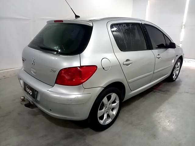 Vehicle_photo_4