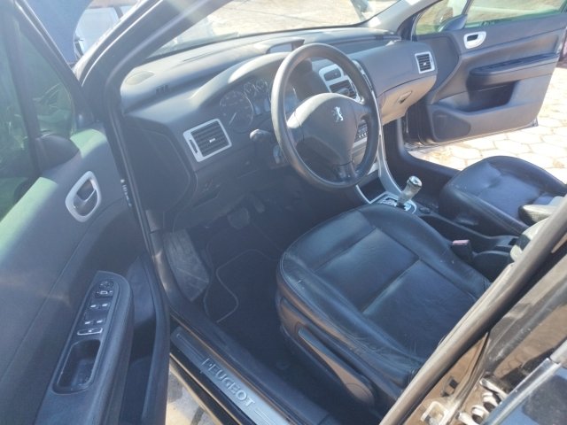 Vehicle_photo_8