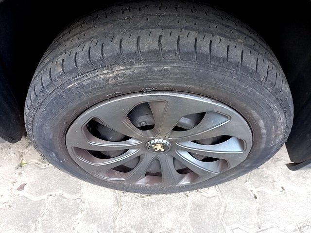 Vehicle_photo_14
