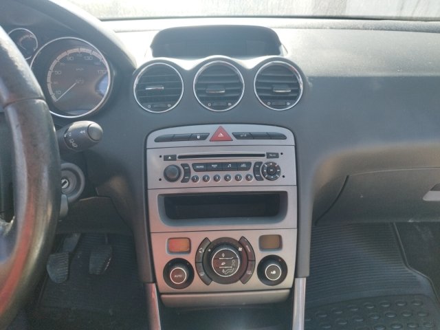 Vehicle_photo_6