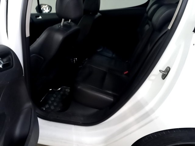 Vehicle_photo_10