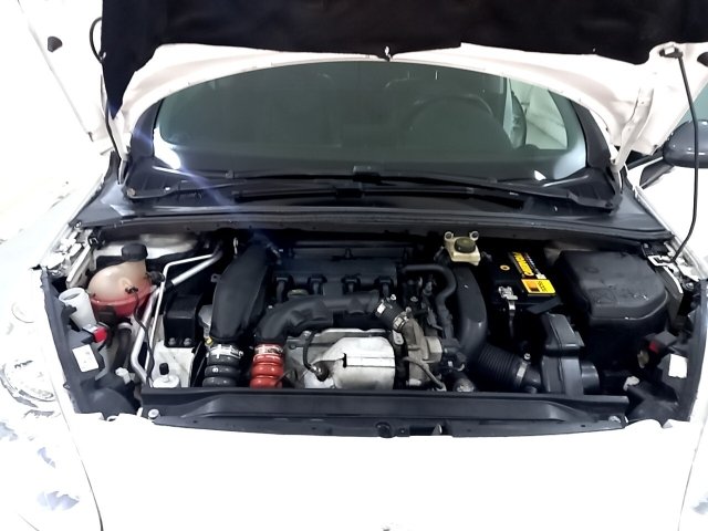 Vehicle_photo_12