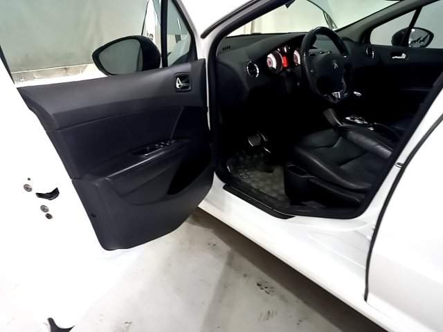 Vehicle_photo_8