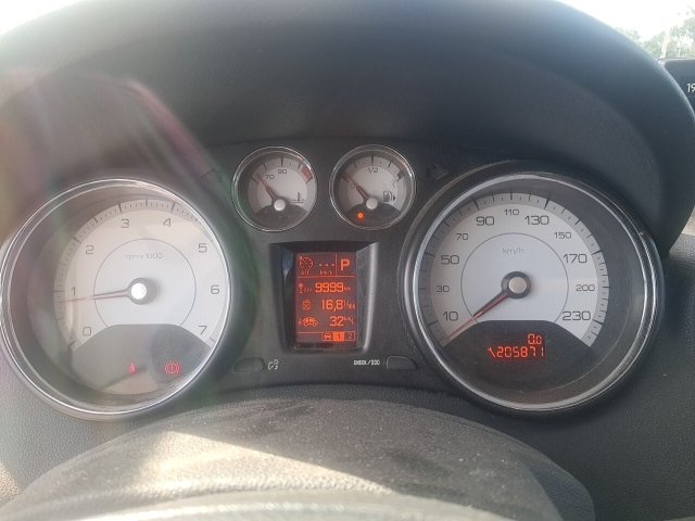 Vehicle_photo_9