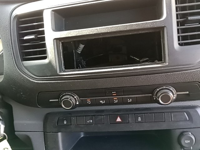 Vehicle_photo_6