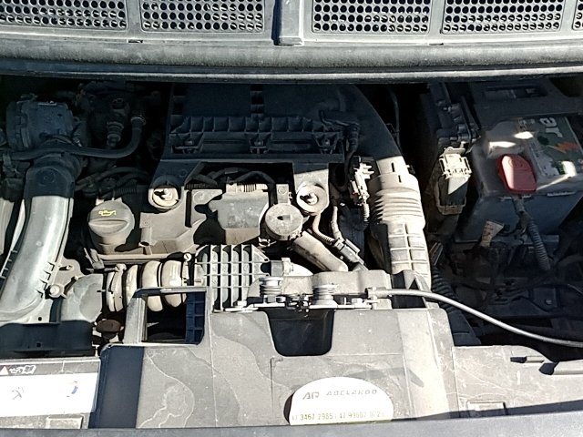 Vehicle_photo_12