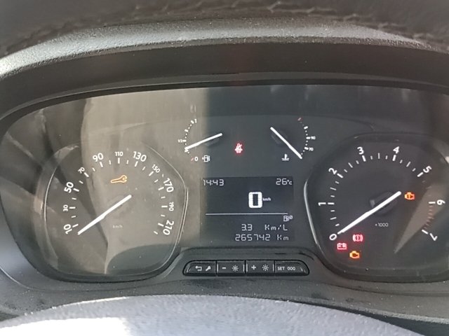 Vehicle_photo_5
