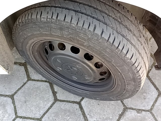 Vehicle_photo_14