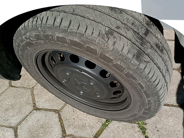 Vehicle_photo_13