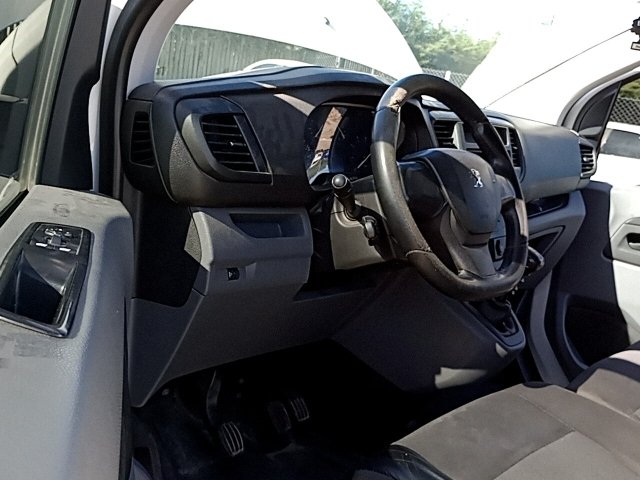 Vehicle_photo_8