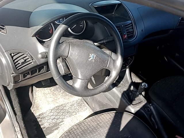 Vehicle_photo_7
