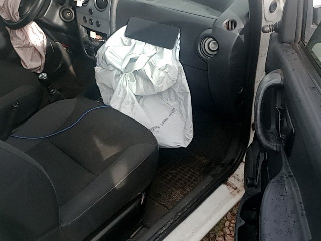 Vehicle_photo_9