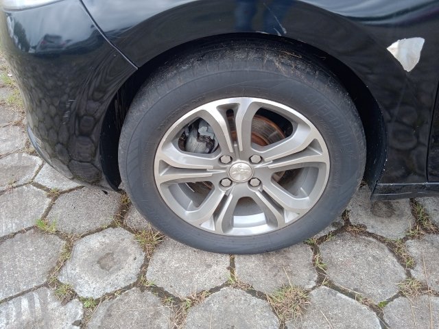 Vehicle_photo_16