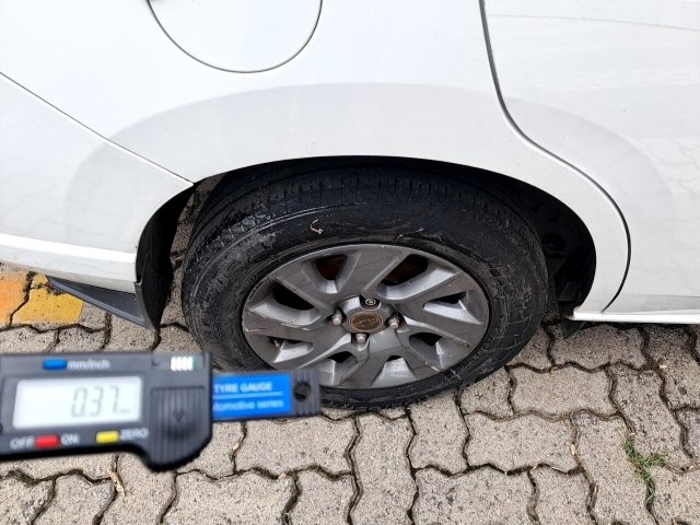 Vehicle_photo_16