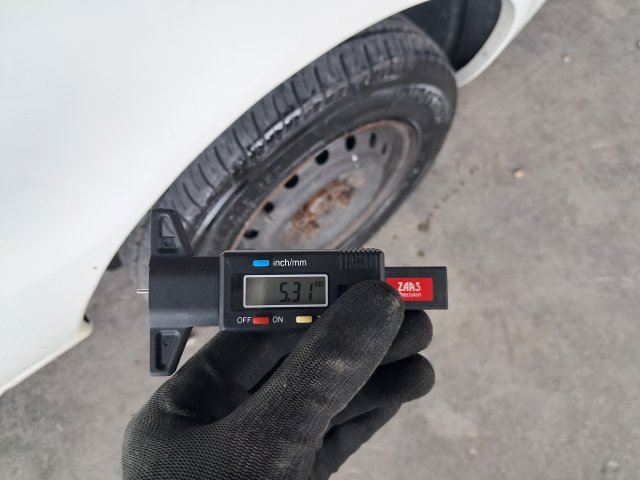 Vehicle_photo_16