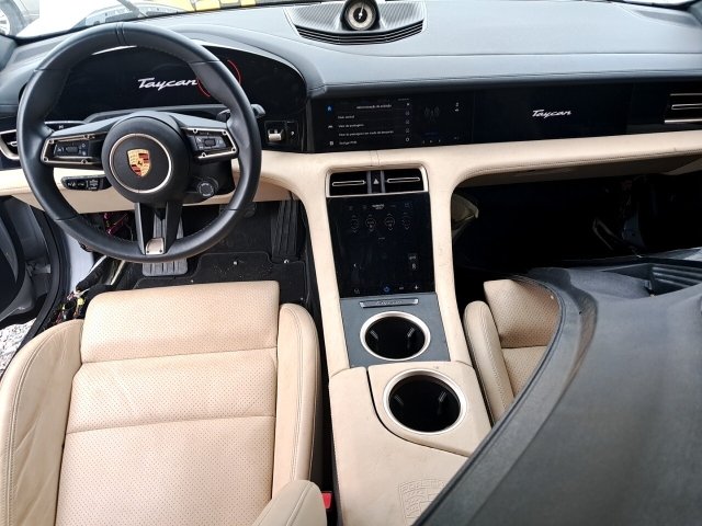Vehicle_photo_7