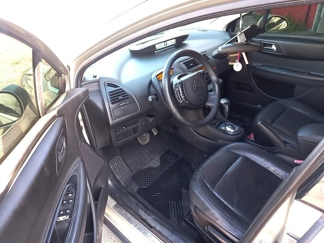 Vehicle_photo_8