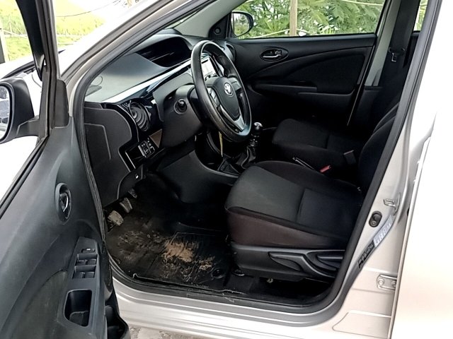 Vehicle_photo_8