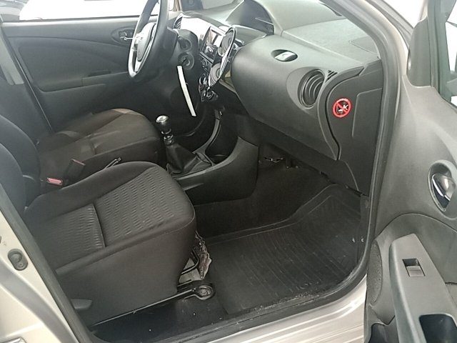 Vehicle_photo_9