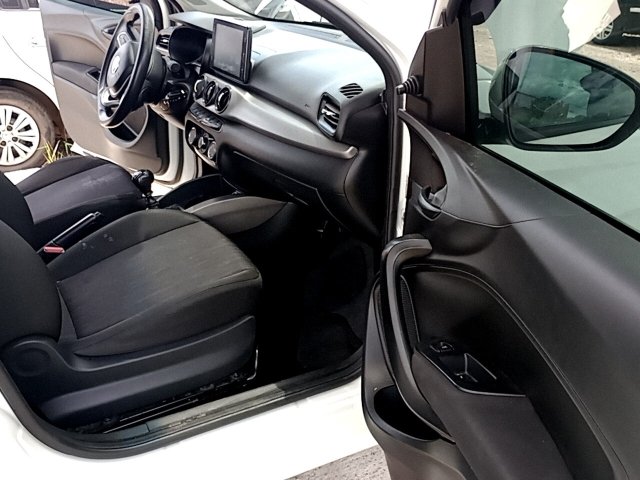 Vehicle_photo_9