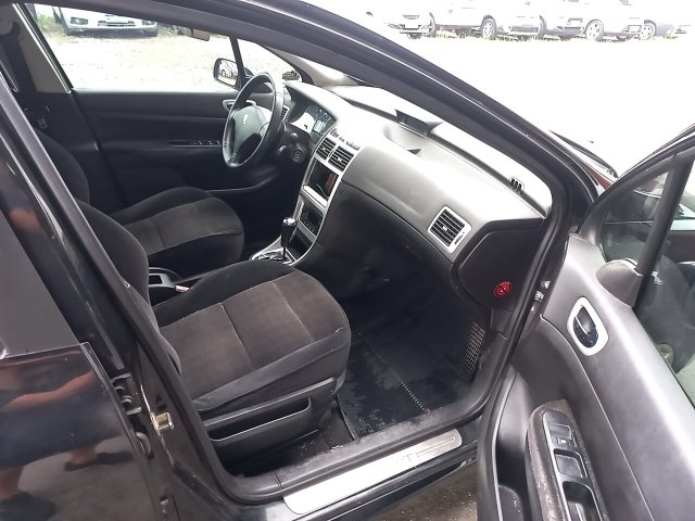 Vehicle_photo_9
