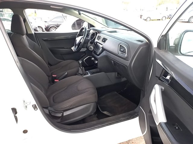 Vehicle_photo_9