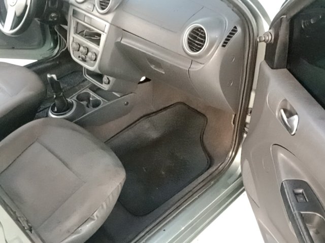 Vehicle_photo_9