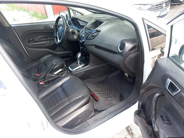 Vehicle_photo_9